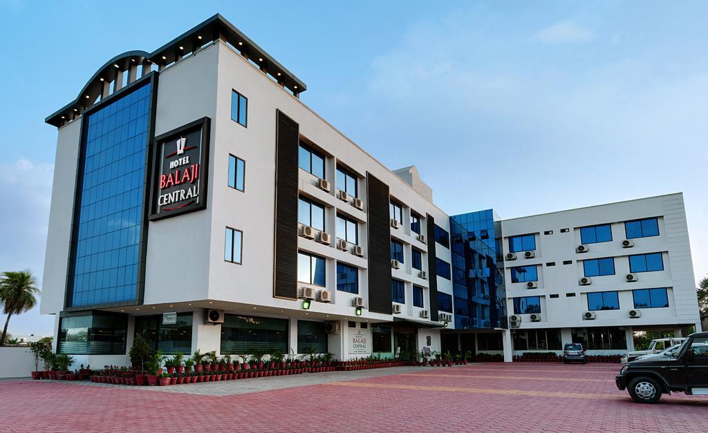Hotel Balaji Central Ratlām 외부 사진