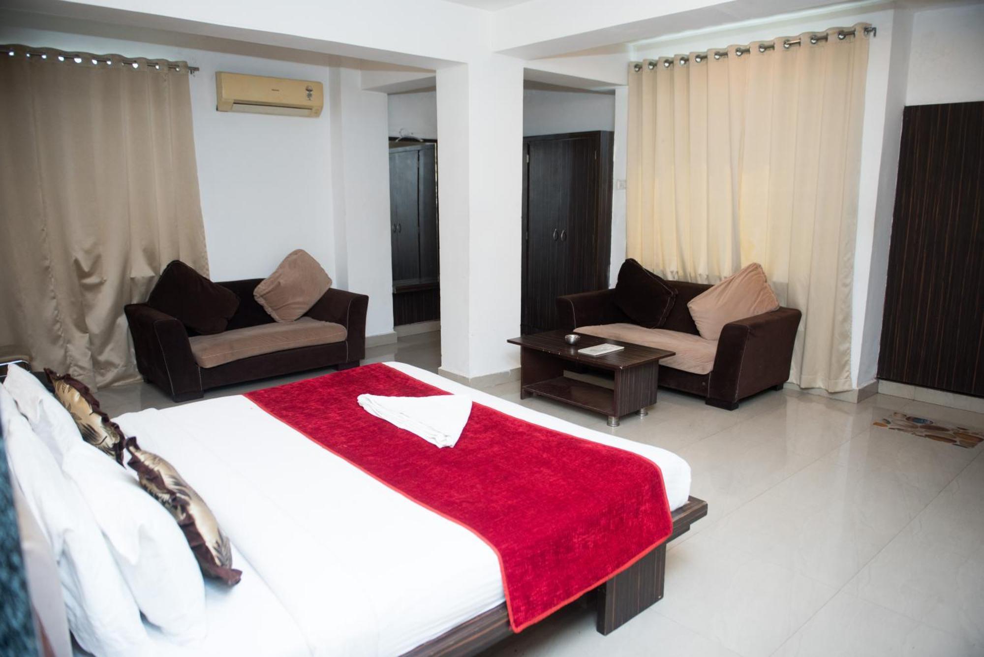 Hotel Balaji Central Ratlām 외부 사진